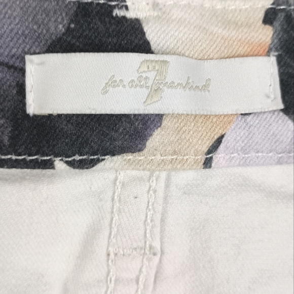 7 For All Mankind The Ankle Skinny Jeans in Floral Print - Picture 8 of 9